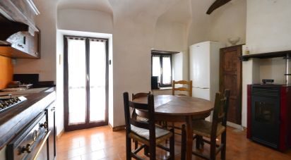 Casa di paese 8 locali di 200 m² in Niella Tanaro (12060)