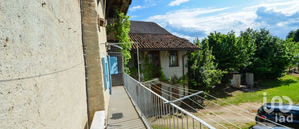 Village house 8 rooms of 200 m² in Niella Tanaro (12060)