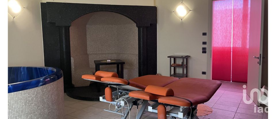 Shop / premises commercial of 595 m² in Casalmaggiore (26041)