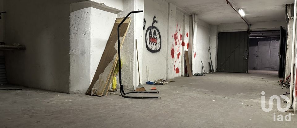 Parking of 97 m² in Roma (00159)