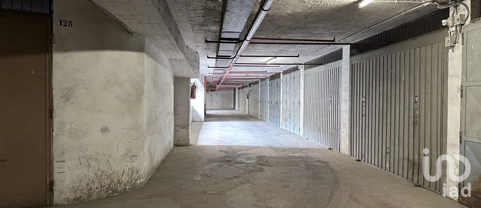 Parking of 97 m² in Roma (00159)