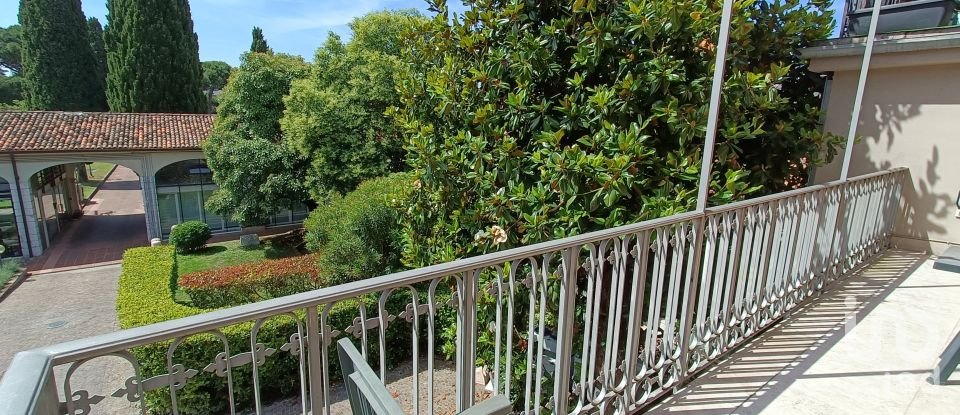 Appartamento 5 locali di 142 m² a Desenzano del Garda (25015)