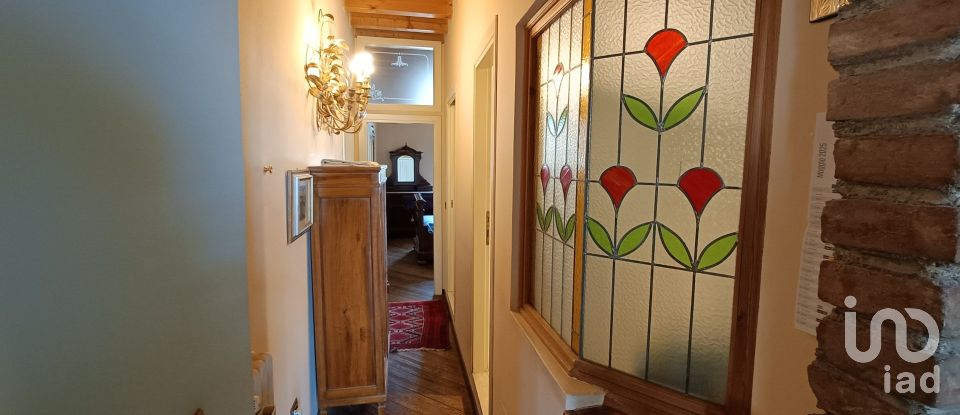 Appartamento 5 locali di 142 m² a Desenzano del Garda (25015)