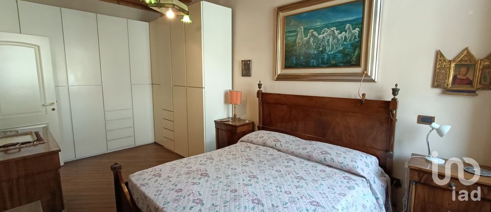 Appartamento 5 locali di 142 m² a Desenzano del Garda (25015)