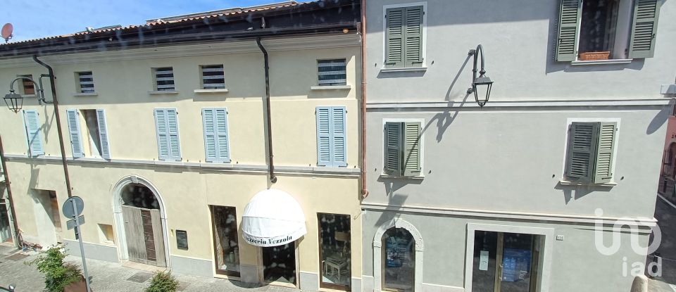 Appartamento 5 locali di 142 m² a Desenzano del Garda (25015)