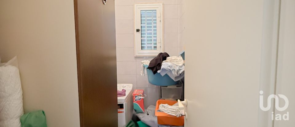 Farm 8 rooms of 98 m² in Ostuni (72017)