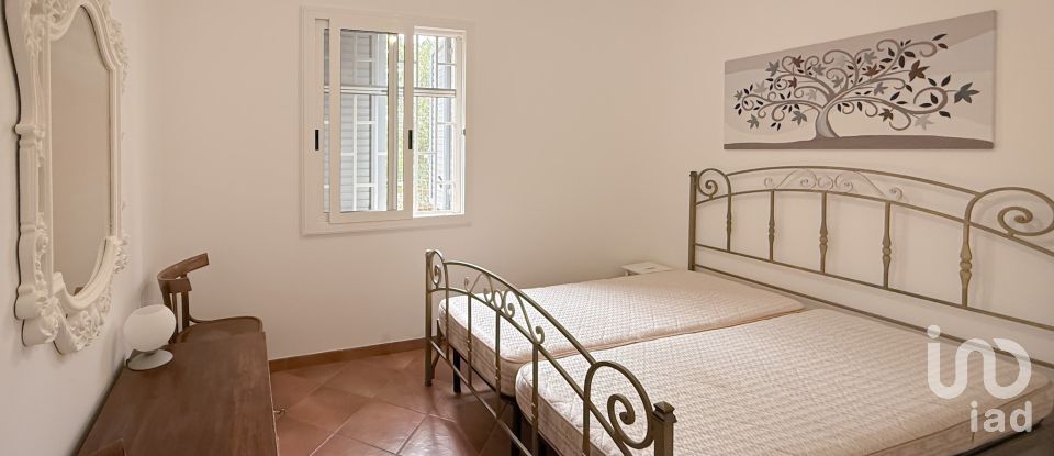 Farm 8 rooms of 98 m² in Ostuni (72017)