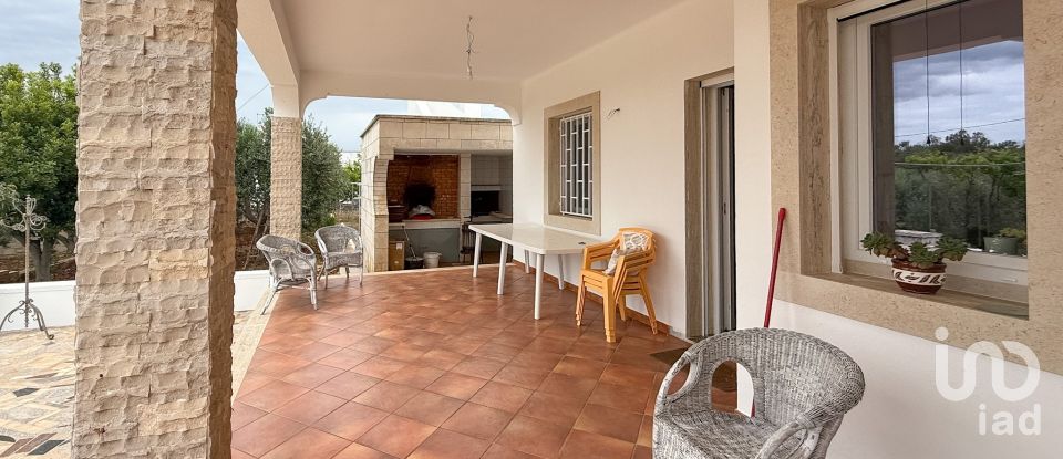 Farm 8 rooms of 98 m² in Ostuni (72017)