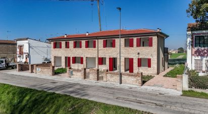 Villa a schiera 4 locali di 117 m² in Copparo (44034)