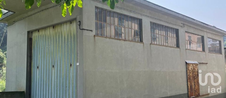 Shop / premises commercial of 400 m² in Arenzano (16011)