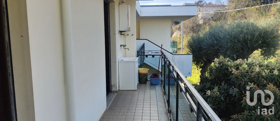 Trilocale di 80 m² a Grottammare (63066)