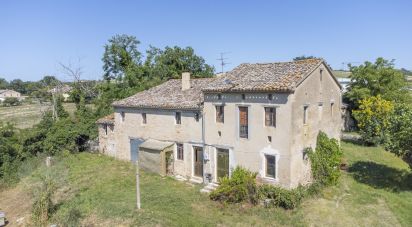 Casa indipendente / Villa 6 locali di 222 m² in Santa Maria Nuova (60030)