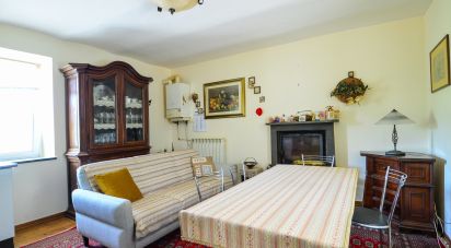 Casa indipendente / Villa 5 locali di 120 m² in Carcare (17043)