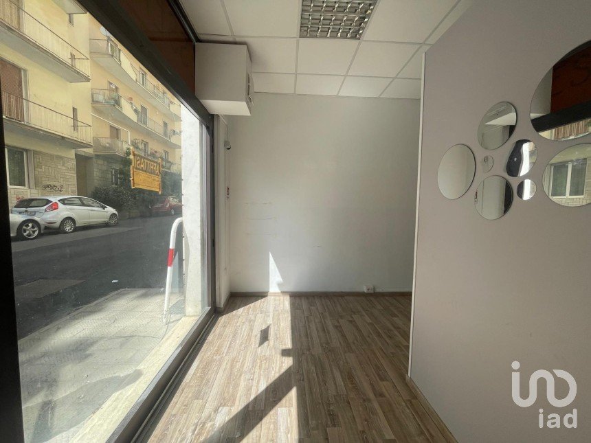 Negozio / locale commerciale di 50 m² in Arezzo (52100)