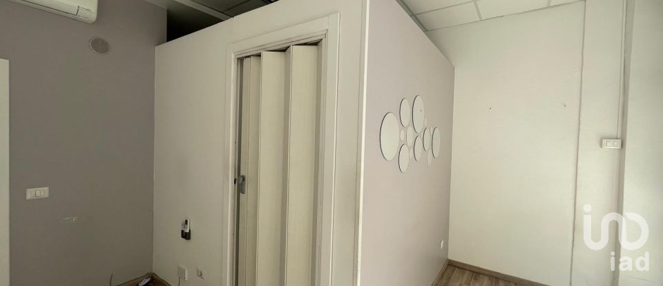 Negozio / locale commerciale di 50 m² in Arezzo (52100)