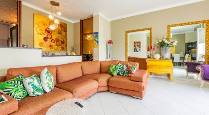 Trilocale di 119 m² a Seregno (20831)