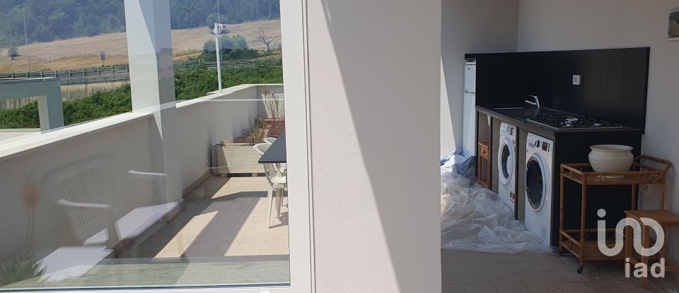 Quadrilocale di 120 m² a Ancona (60121)