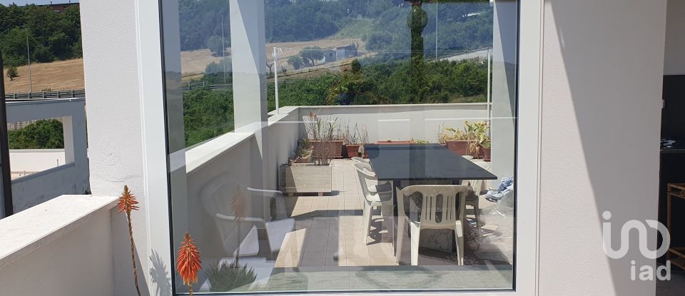 Quadrilocale di 120 m² a Ancona (60121)