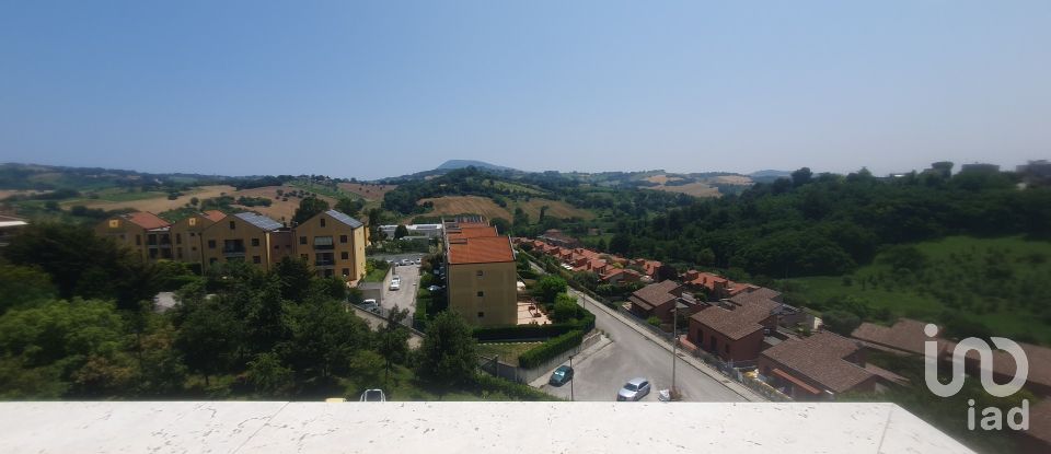 Quadrilocale di 120 m² a Ancona (60121)
