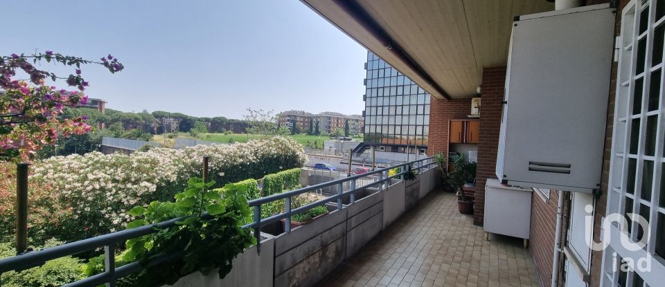 Three-room apartment of 77 m² in Roma (00144)