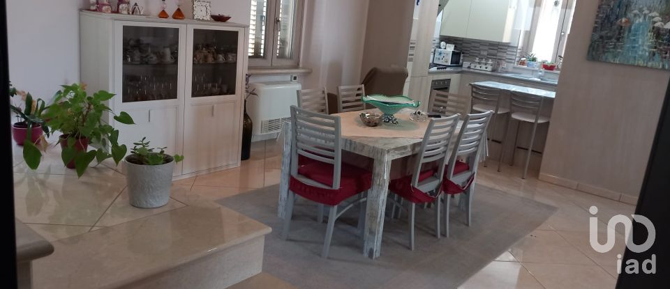 Casa indipendente 0 locali di 630 m² in Fragneto Monforte (82020)