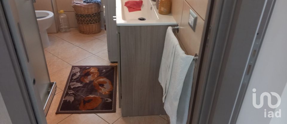 Casa indipendente 0 locali di 630 m² in Fragneto Monforte (82020)