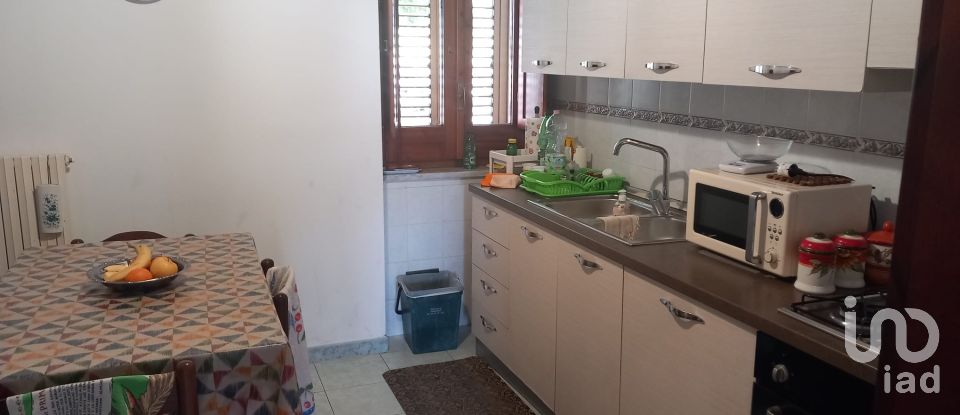 Casa indipendente 0 locali di 630 m² in Fragneto Monforte (82020)