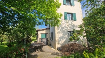 Rustico 9 locali di 156 m² in Ascoli Piceno (63100)