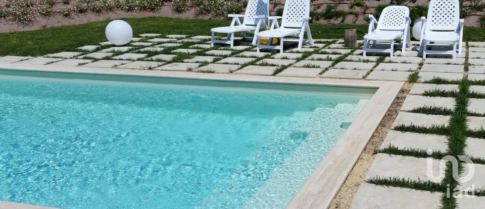 Country home 9 rooms of 156 m² in Ascoli Piceno (63100)