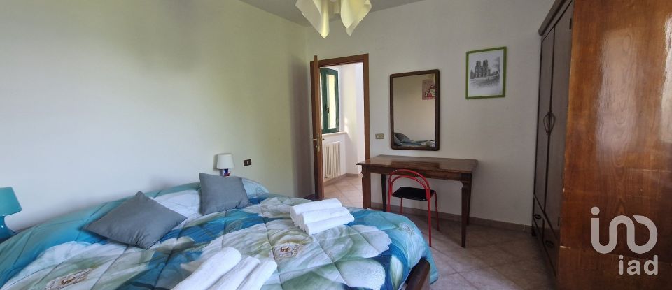 Country home 9 rooms of 156 m² in Ascoli Piceno (63100)