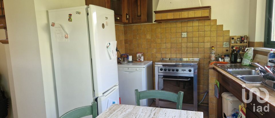 Country home 9 rooms of 156 m² in Ascoli Piceno (63100)