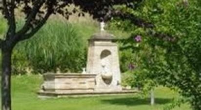 Rustico 15 locali di 703 m² in Montedinove (63069)