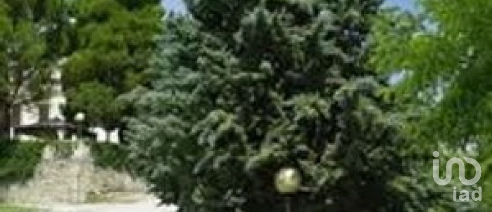 Rustico 15 locali di 703 m² in Montedinove (63069)