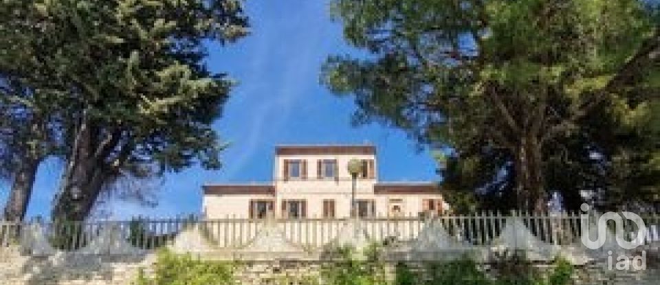 Rustico 15 locali di 703 m² in Montedinove (63069)