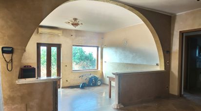 Casa indipendente 8 locali di 300 m² in Colonnella (64010)