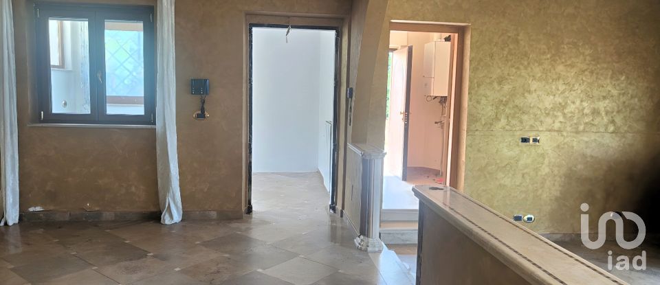 Casa indipendente 8 locali di 300 m² in Colonnella (64010)