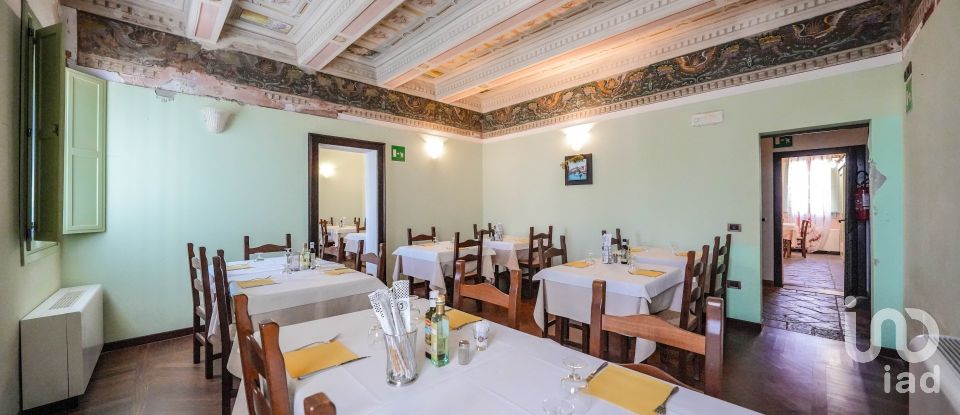 Ristorante di 982 m² in Migliaro (44020)