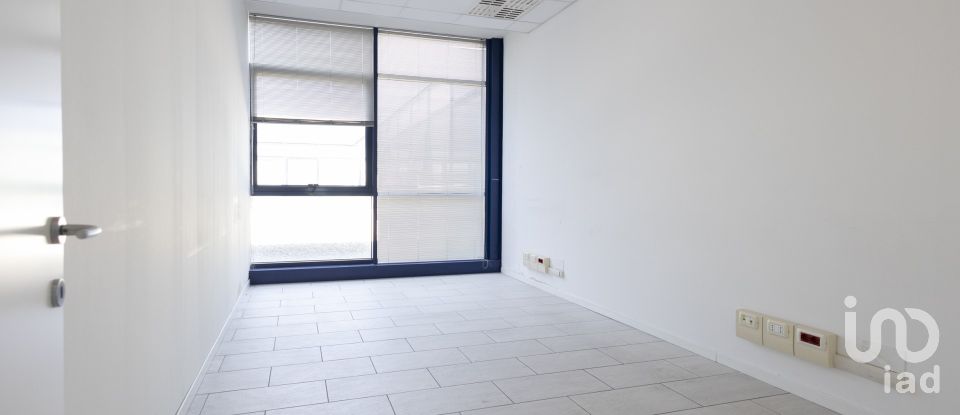 Uffici di 192 m² in Osimo (60027)