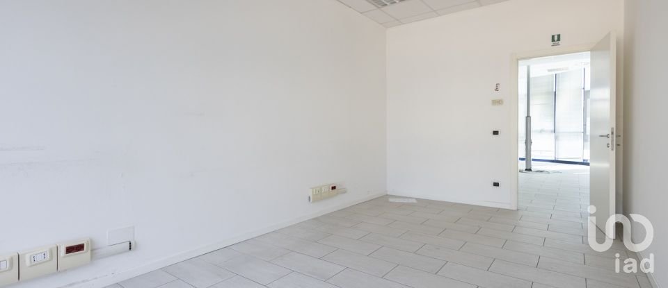 Uffici di 192 m² in Osimo (60027)