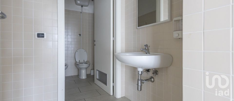 Uffici di 192 m² in Osimo (60027)
