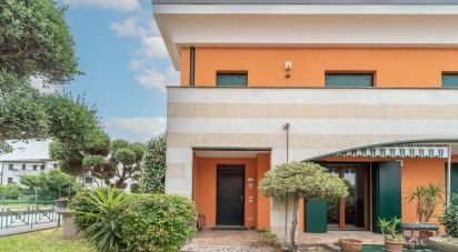 House 3 rooms of 203 m² in Padova (35136)