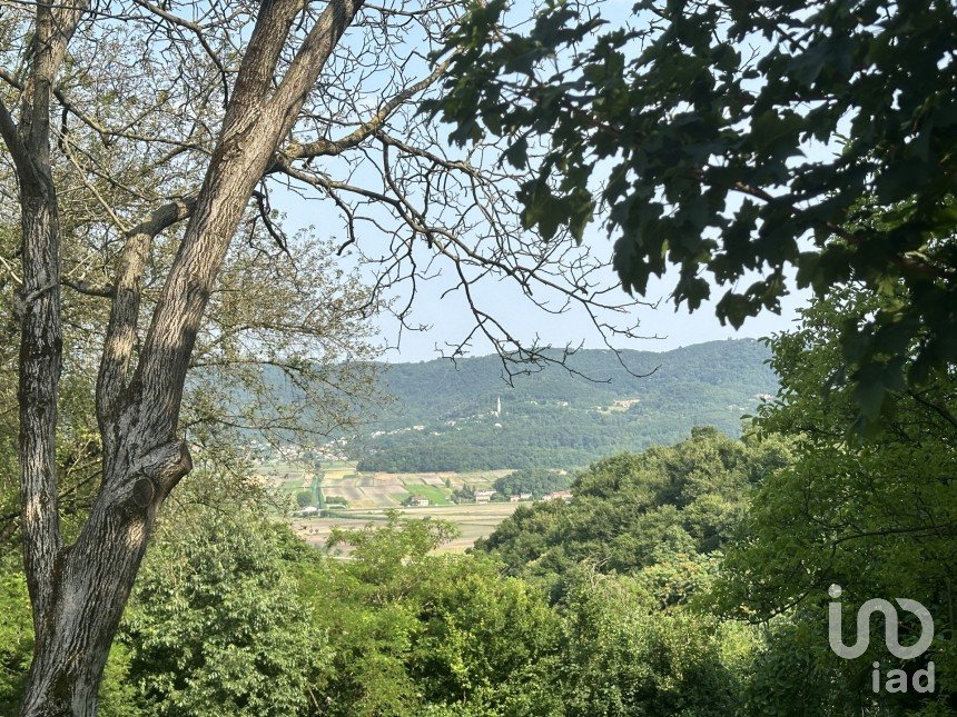 Townhouse 9 rooms of 230 m² in Arcugnano (36057)