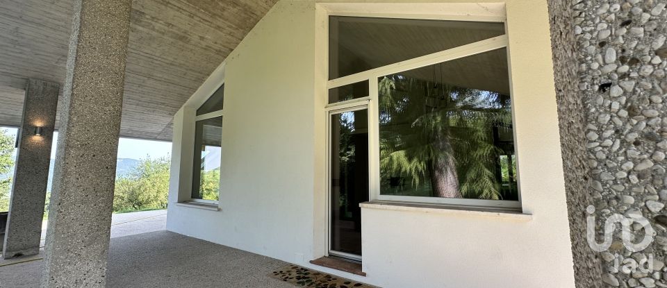 Townhouse 9 rooms of 230 m² in Arcugnano (36057)