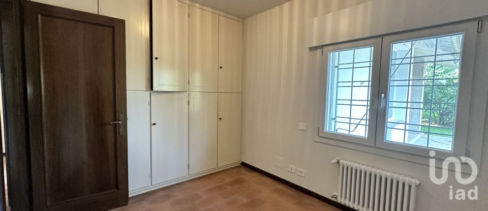 Townhouse 9 rooms of 230 m² in Arcugnano (36057)