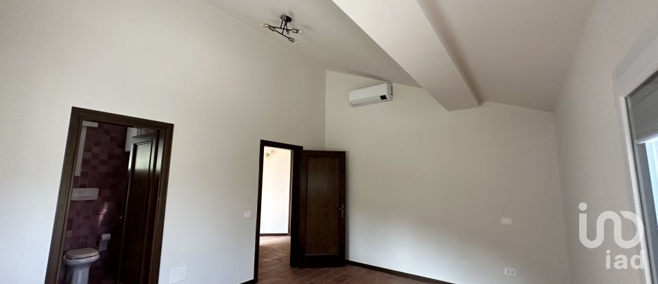 Townhouse 9 rooms of 230 m² in Arcugnano (36057)