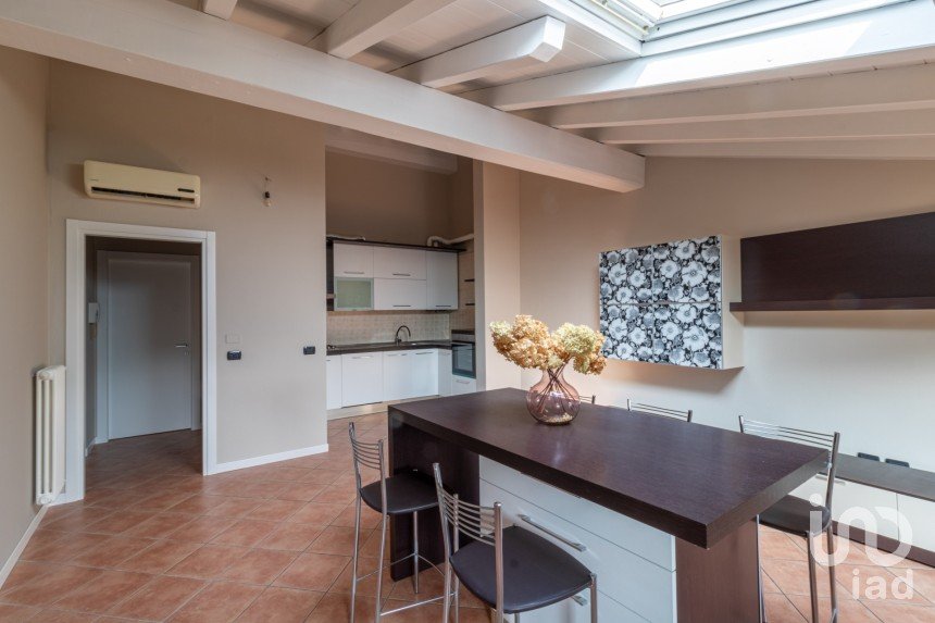 Appartamento 0 locali di 116 m² a Pastrengo (37010)