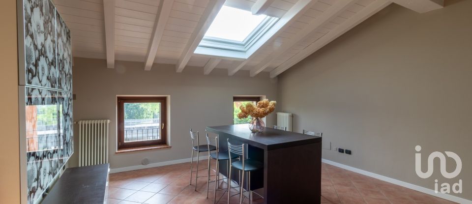 Appartamento 0 locali di 116 m² a Pastrengo (37010)