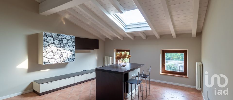 Appartamento 0 locali di 116 m² a Pastrengo (37010)