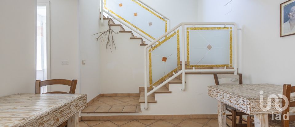 Ristorante di 292 m² in Castelfidardo (60022)