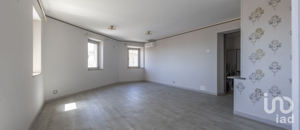 Ristorante di 292 m² in Castelfidardo (60022)